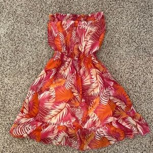 Hawaiian colorful strapless dress
